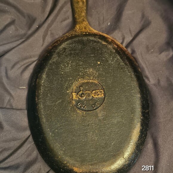 Lodge Fajita Cast Iron Skillet - Picture 5 of 6